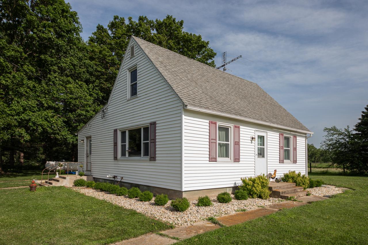 21665 2280 East St., Princeton, IL 61356