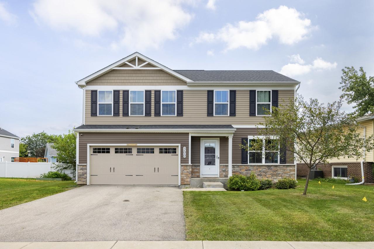 300 Carriage Ln., Joliet, IL 60433