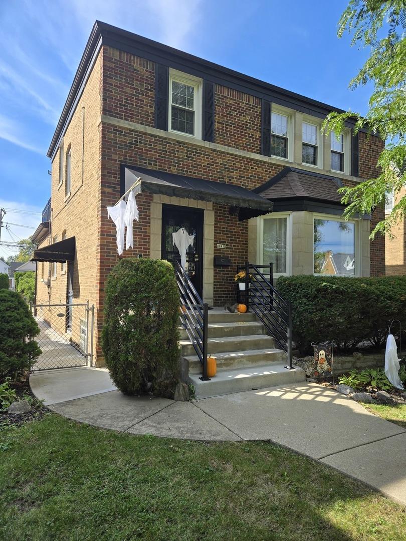 3312 N New England Ave., Chicago, IL 60634