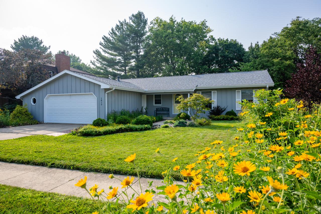 1813 Old Maple Ln., Savoy, IL 61874