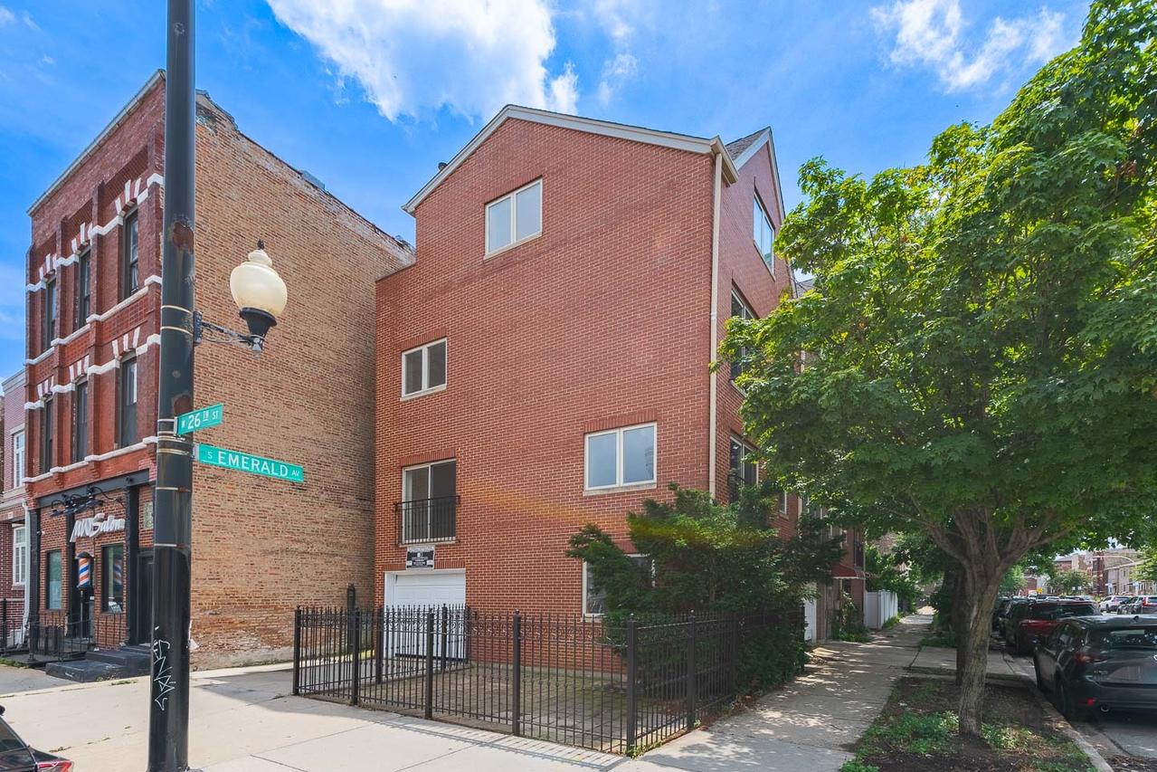 2601 S Emerald Ave., Chicago, IL 60616