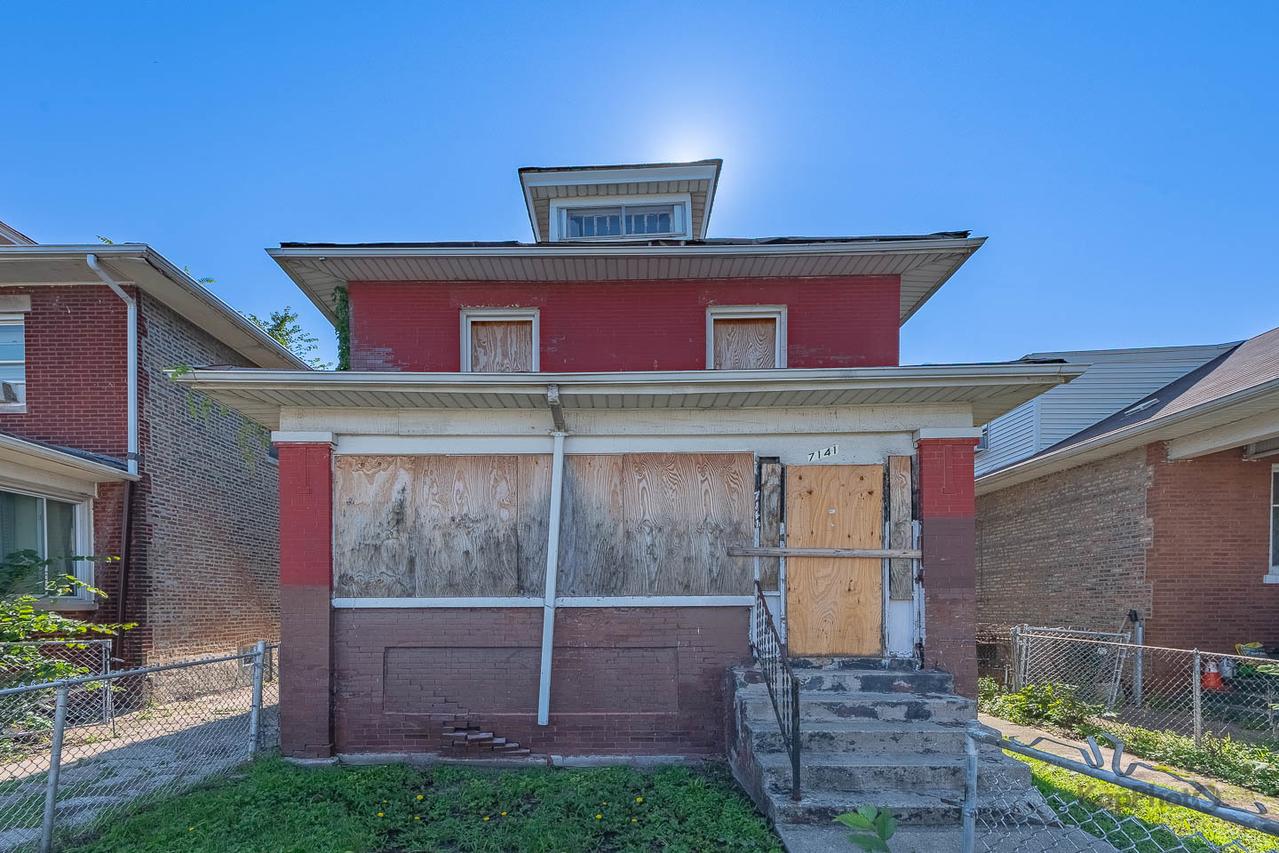7141 S Woodlawn Ave., Chicago, IL 60619