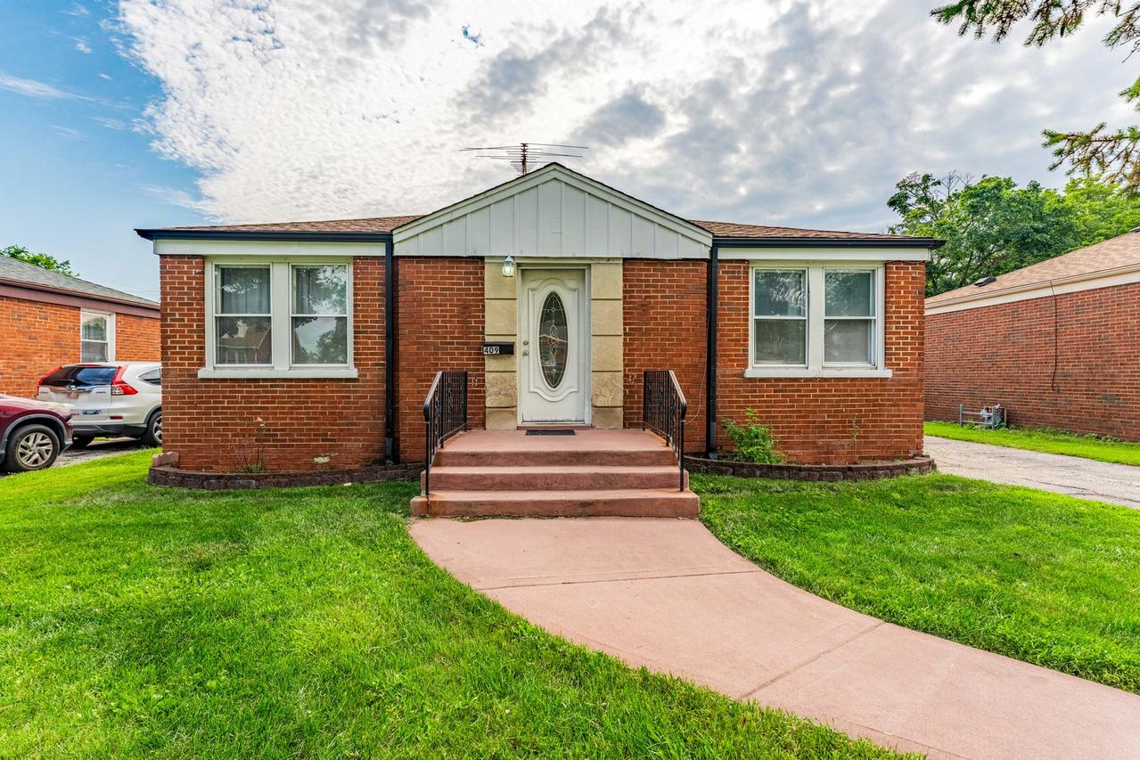 409 Englewood Ave., Hillside, IL 60162