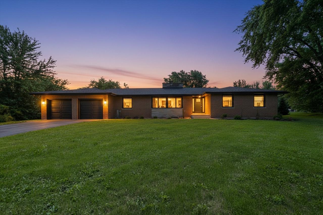 27637 Vista Ln., Barrington, IL 60010