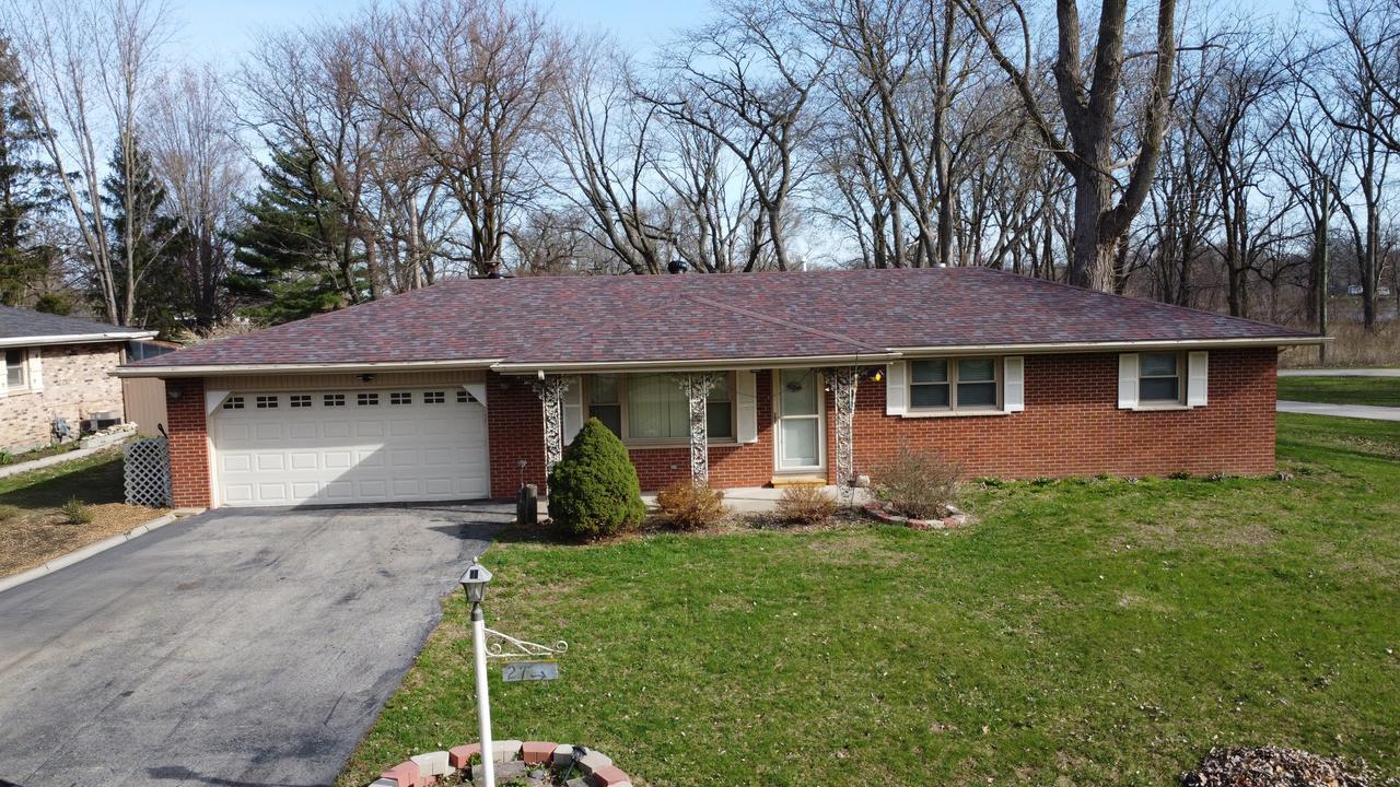 2775 E Riverview Dr., Kankakee, IL 60901
