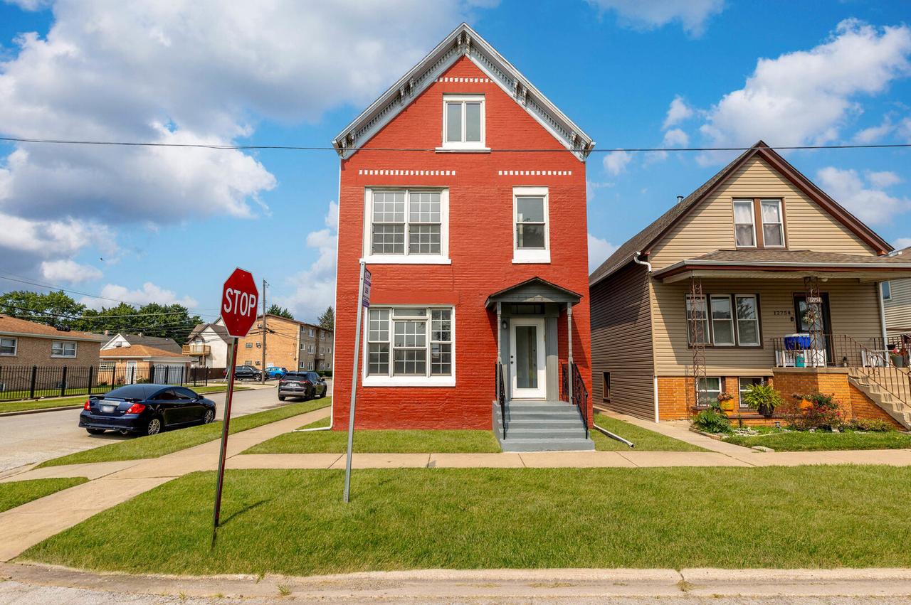 12758 Wood St., Blue Island, IL 60406