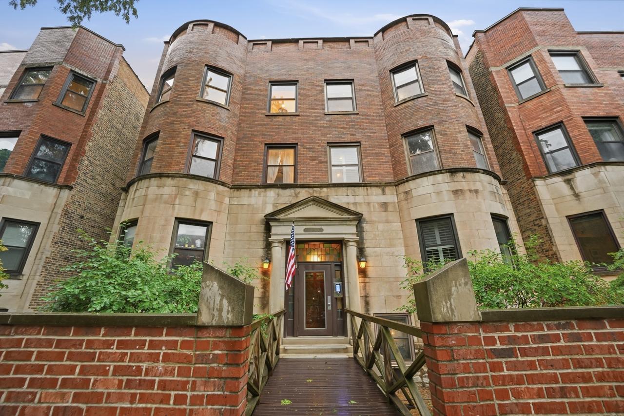 1030 W Byron St. #3W, Chicago, IL 60613