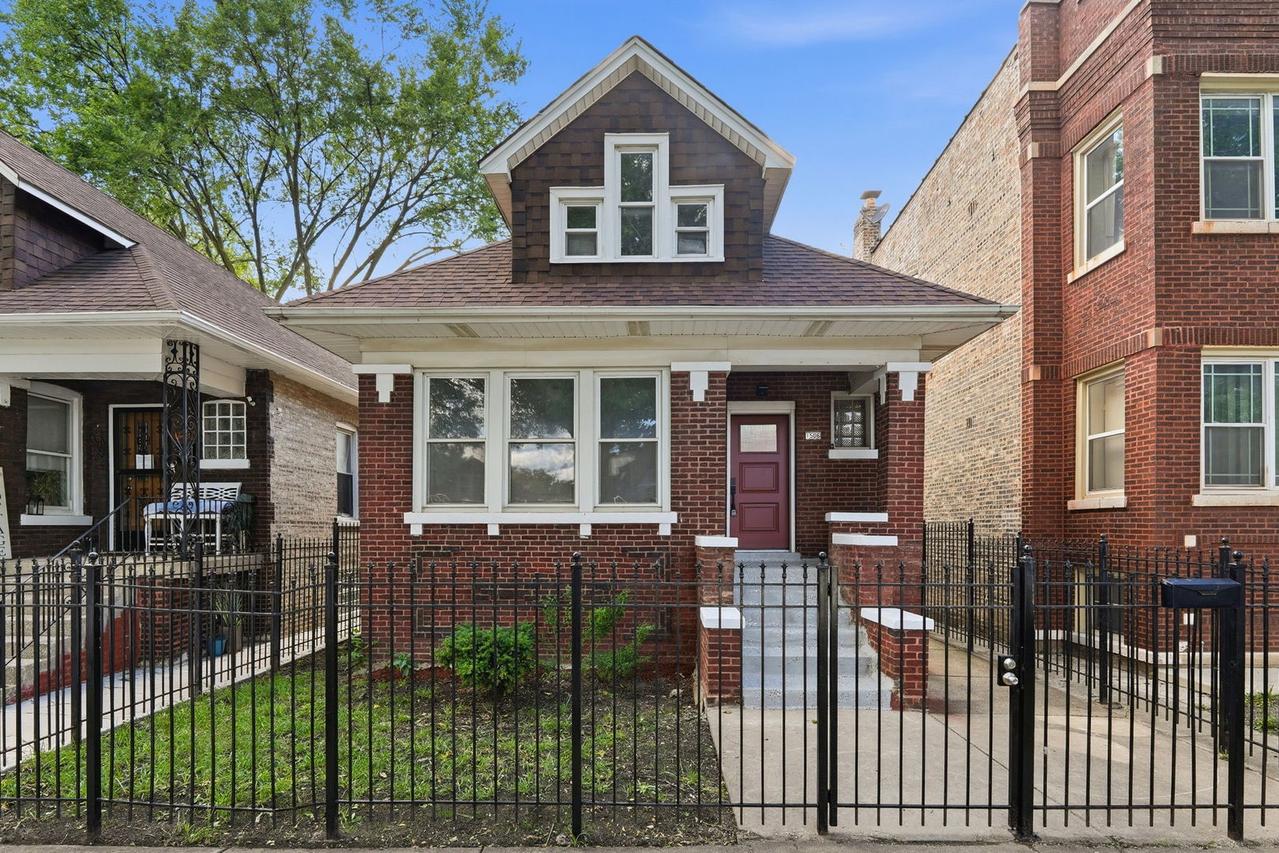 1506 N Lotus Ave., Chicago, IL 60651