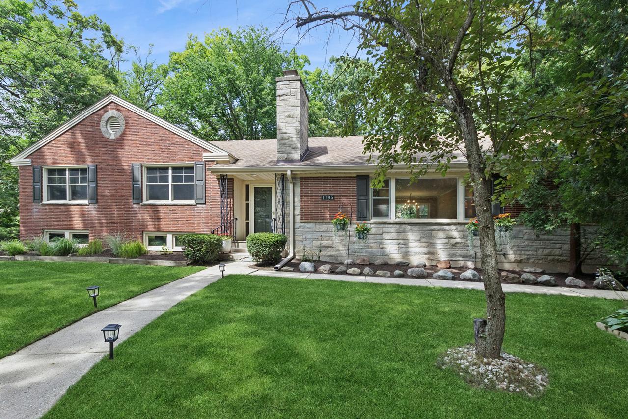 1795 Northland Ave., Highland Park, IL 60035
