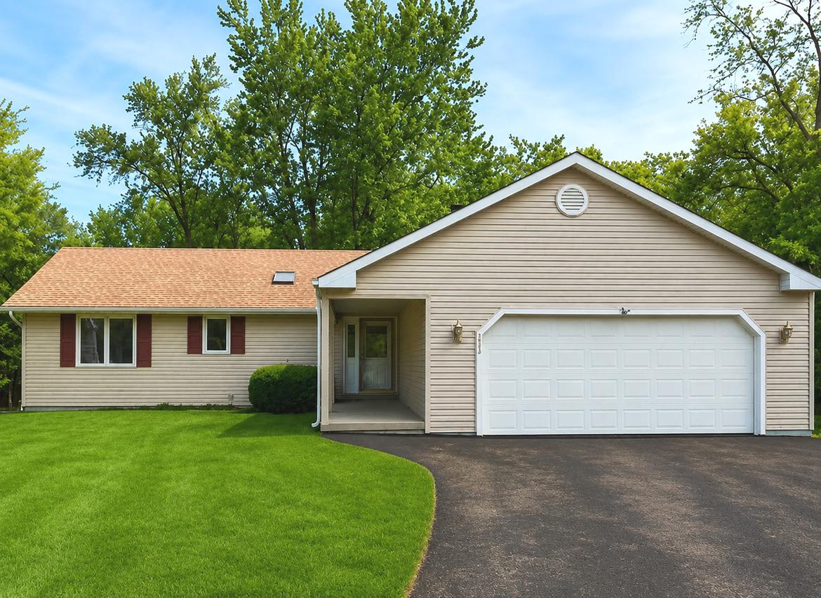 323 Seafarer Dr., Third Lake, IL 60030
