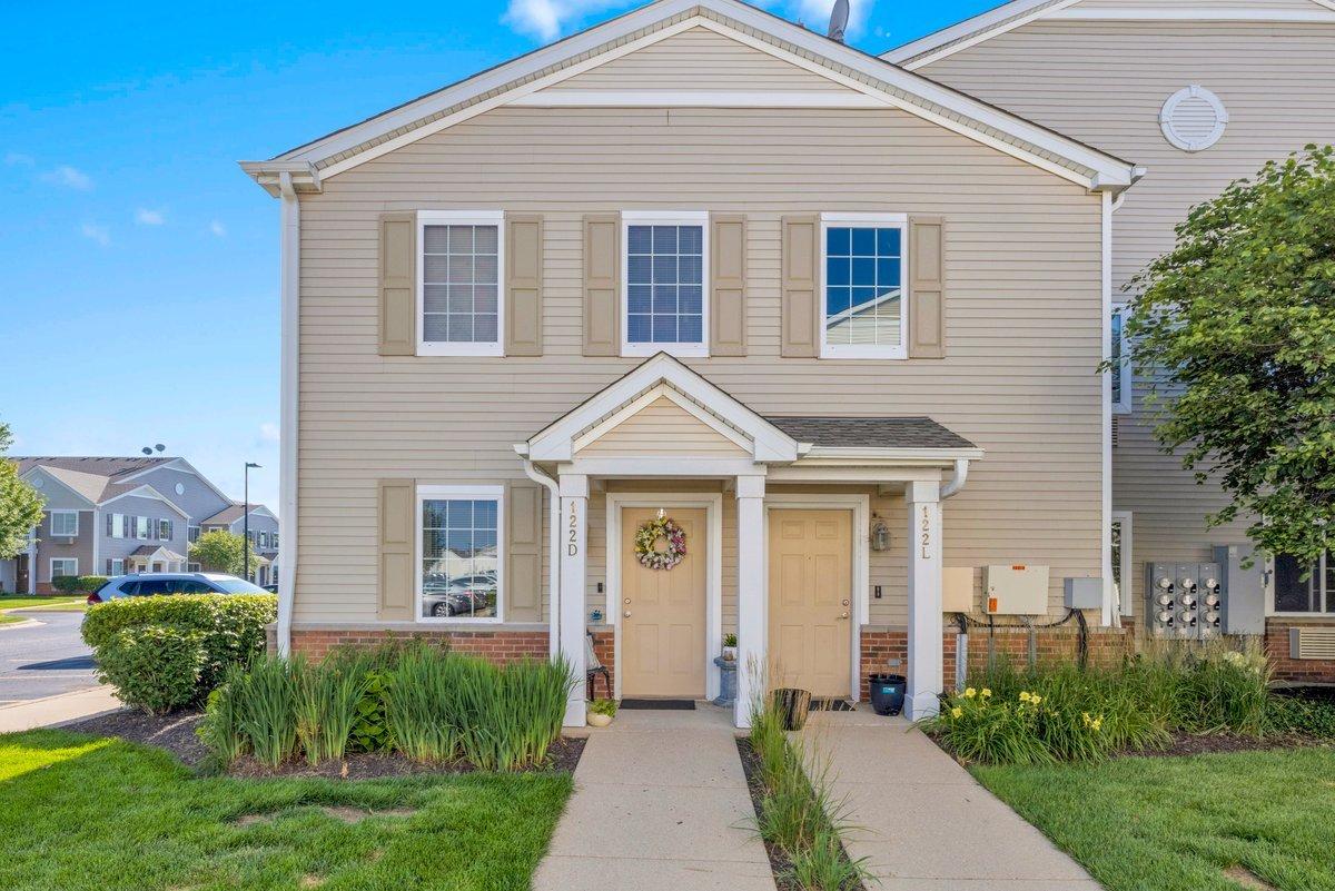 122 Bertram Dr. #D, Yorkville, IL 60560