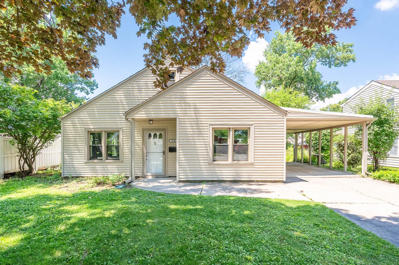 9200 S Mayfield Ave., Oak Lawn, IL 60453