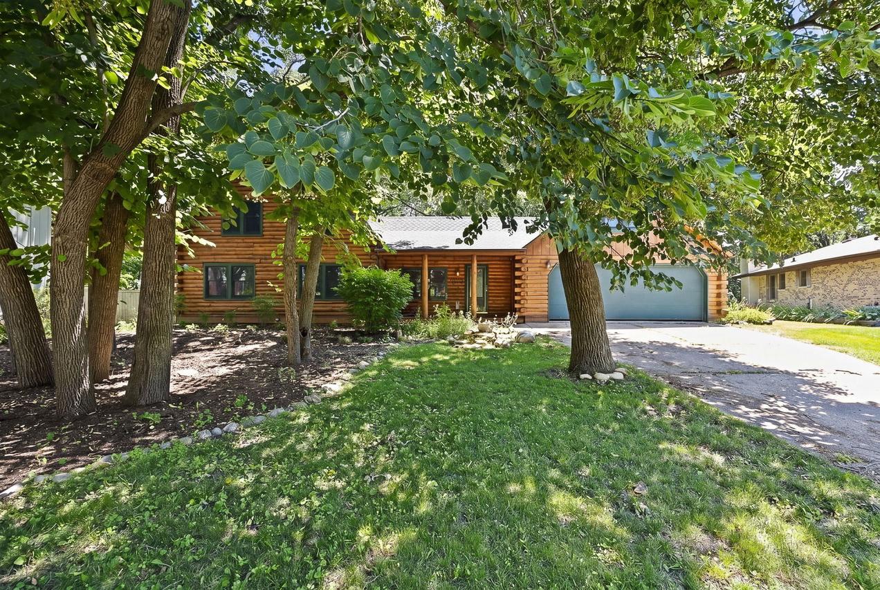 1112 Valencia Dr., Shorewood, IL 60404