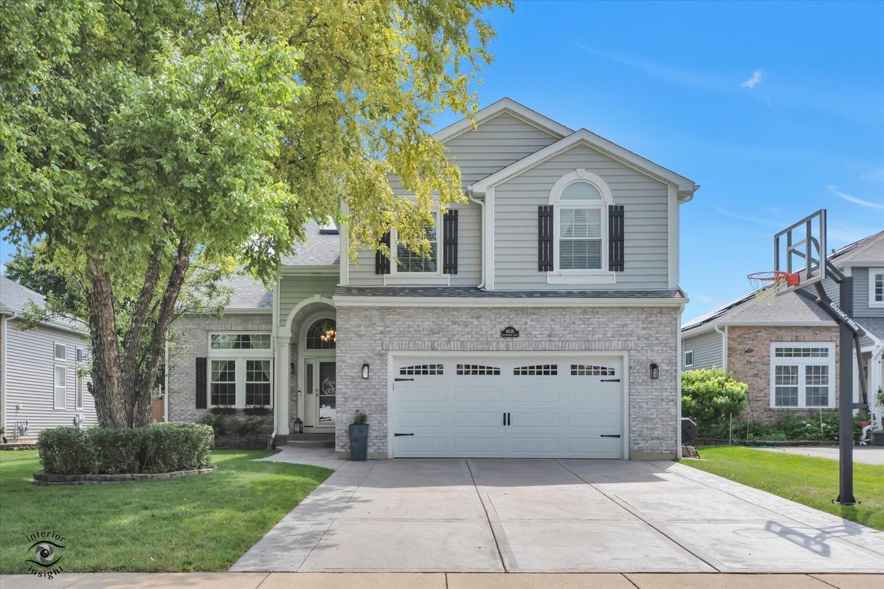 9035 Westminster Dr., Woodridge, IL 60517