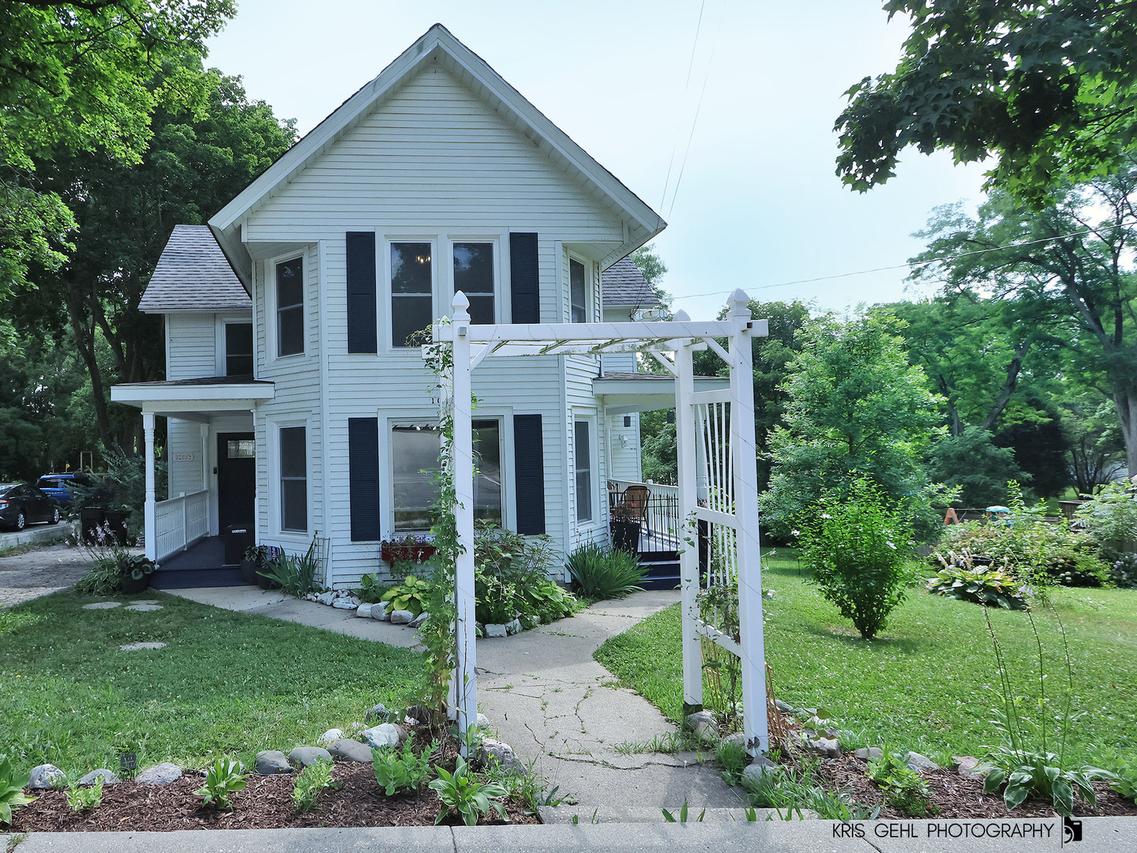 10116 N Main St., Richmond, IL 60071