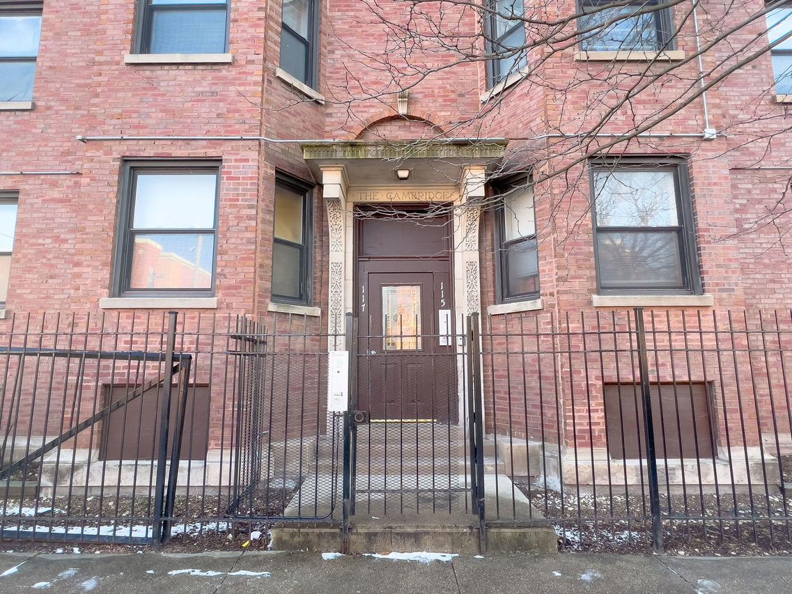 115 E 60th St. #2, Chicago, IL 60637