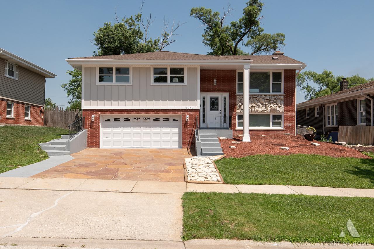9050 W 93rd St., Hickory Hills, IL 60457