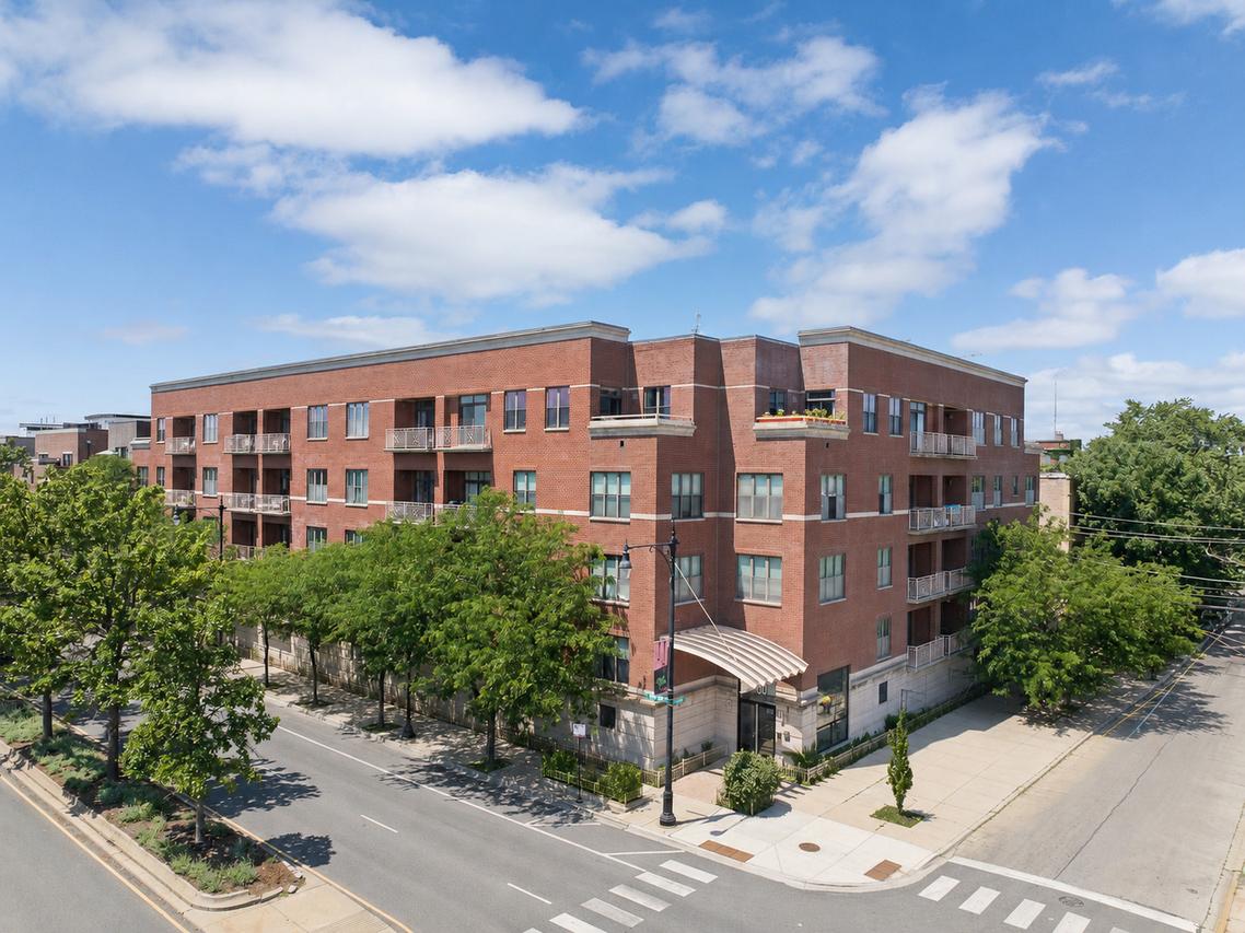 3300 W Irving Park Rd. #N3, Chicago, IL 60618