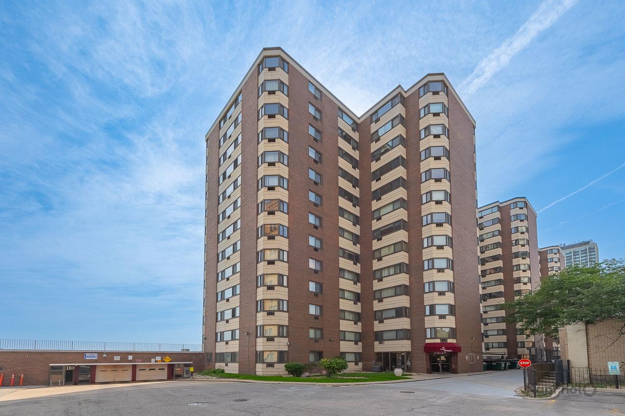 7337 S South Shore Dr. #1231, Chicago, IL 60649
