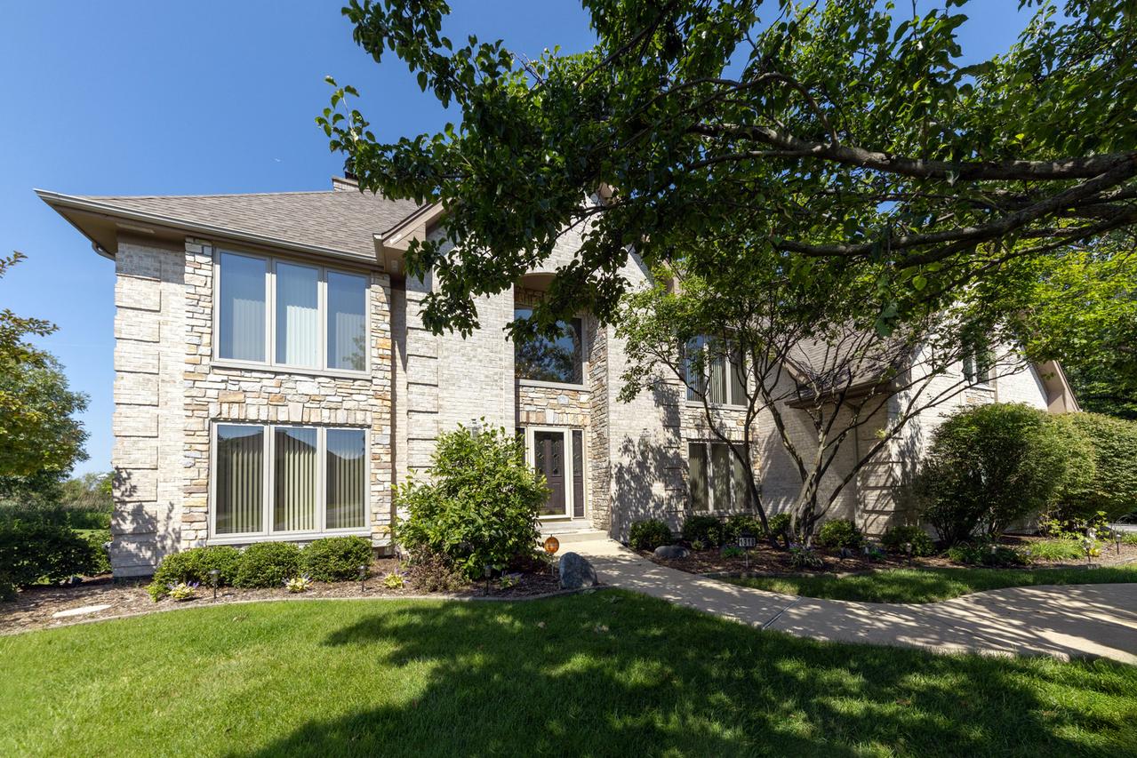 1310 Hamlin Ave., Flossmoor, IL 60422