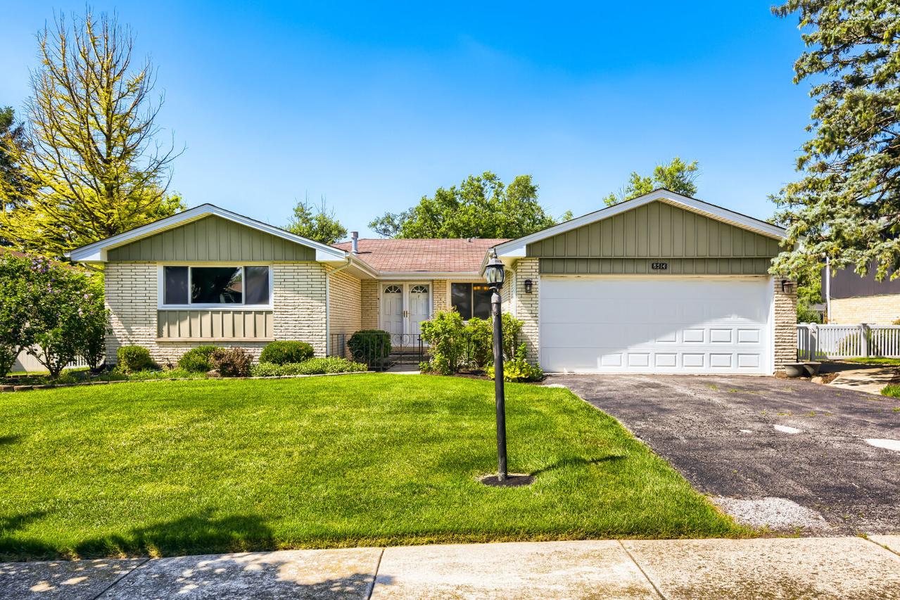 8514 Fir St., Orland Park, IL 60462