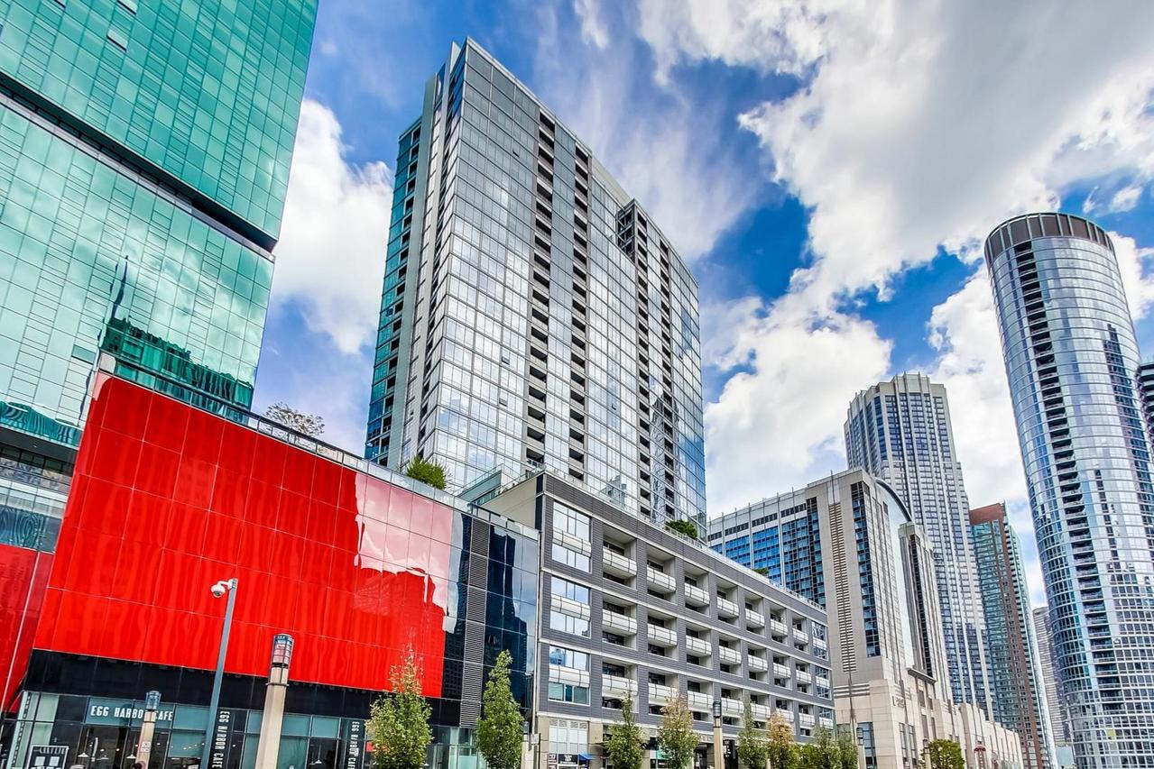 240 E Illinois St. #1511, Chicago, IL 60611