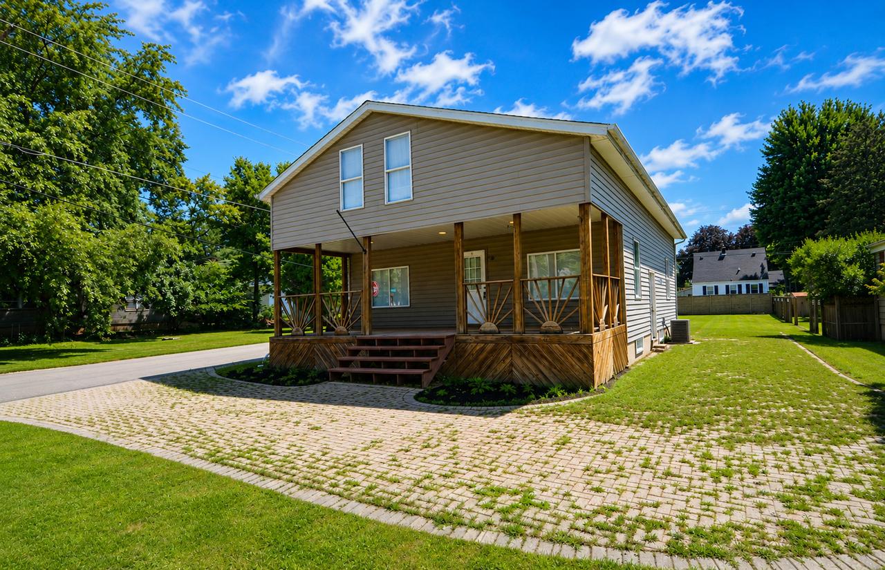 2116 Champlain St., Ottawa, IL 61350