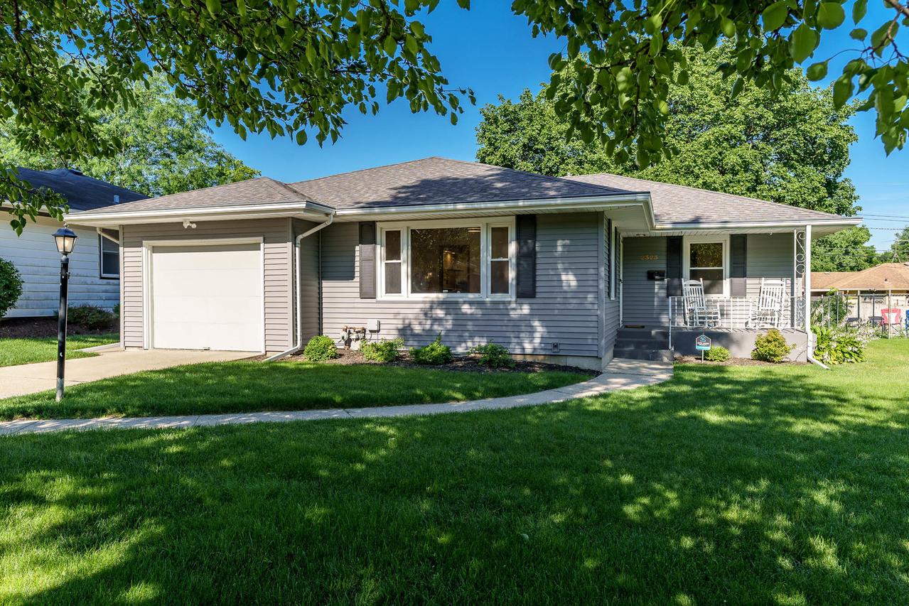 2323 Nebraska Rd., Rockford, IL 61108