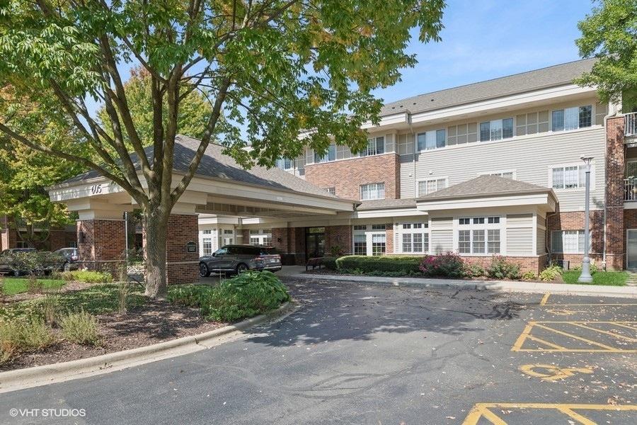 [Address Hidden by Seller], East Dundee, IL 60118