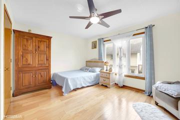 1380 Oakwood Ave. #204, Des Plaines, IL 60016
