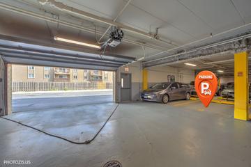 1380 Oakwood Ave. #204, Des Plaines, IL 60016