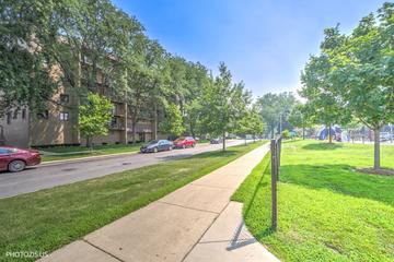 1380 Oakwood Ave. #204, Des Plaines, IL 60016
