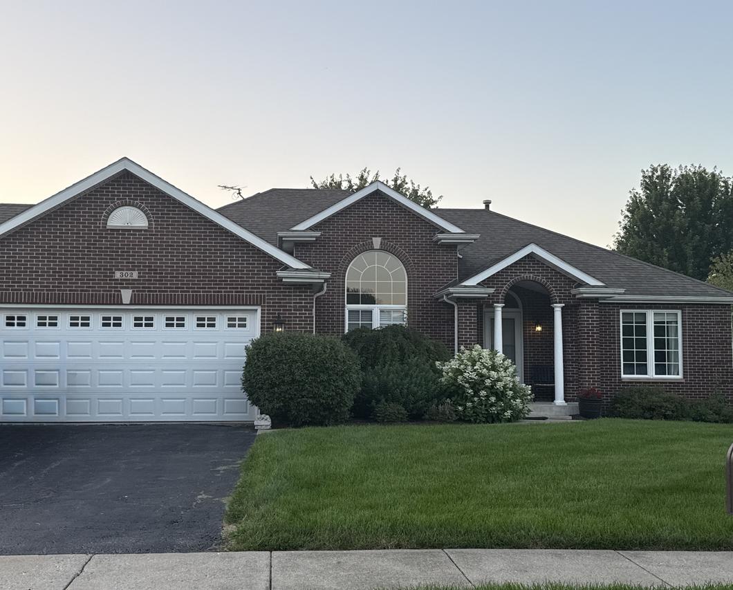 302 Sherman Ln., Poplar Grove, IL 61065