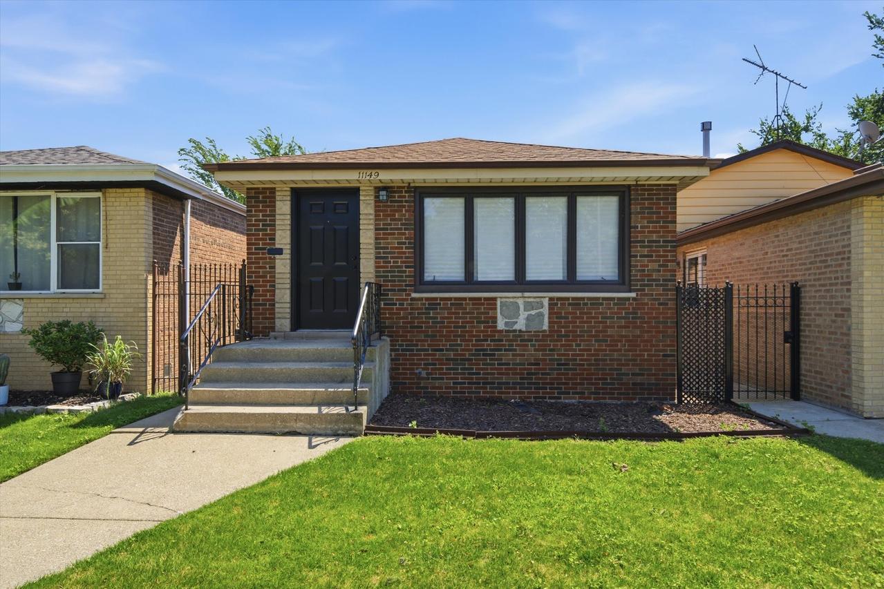 11149 S Green Bay Ave., Chicago, IL 60617