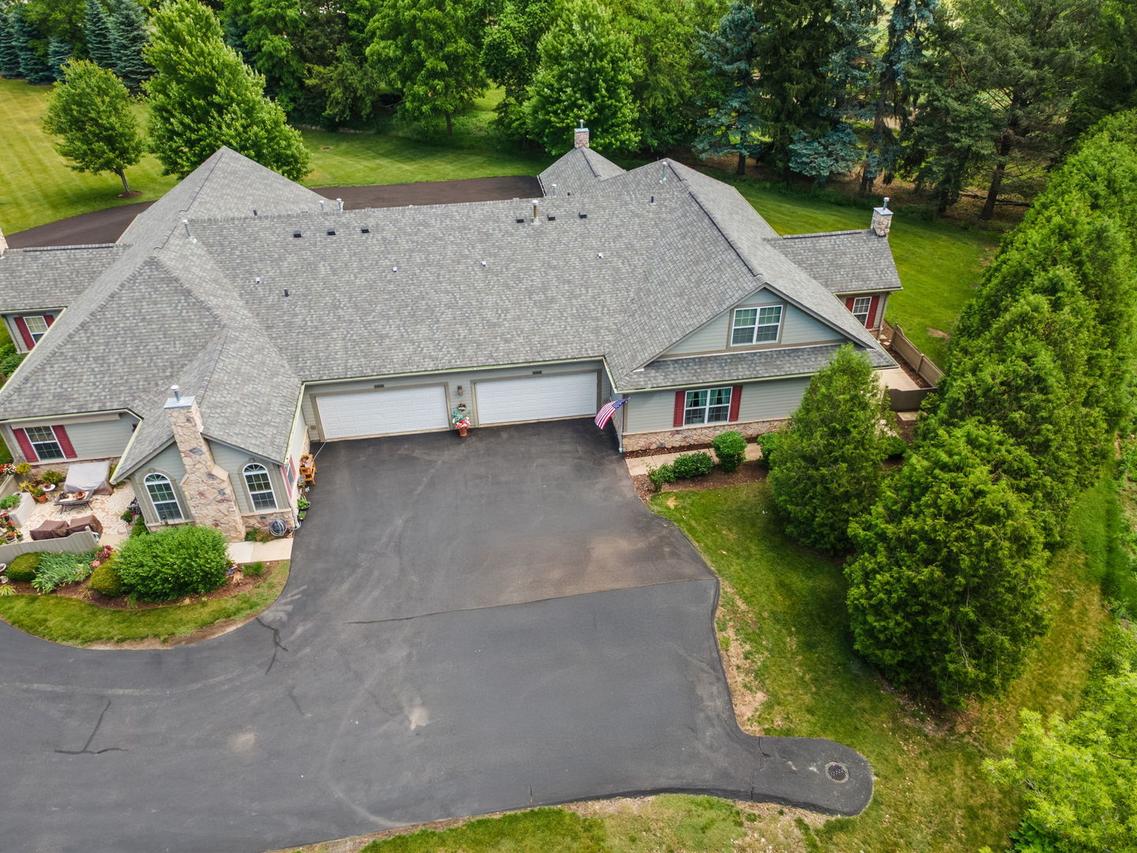 2036 Olmstead Dr., Woodstock, IL 60098