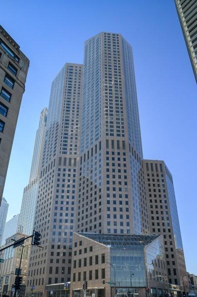 950 N Michigan Ave. #4005, Chicago, IL 60611