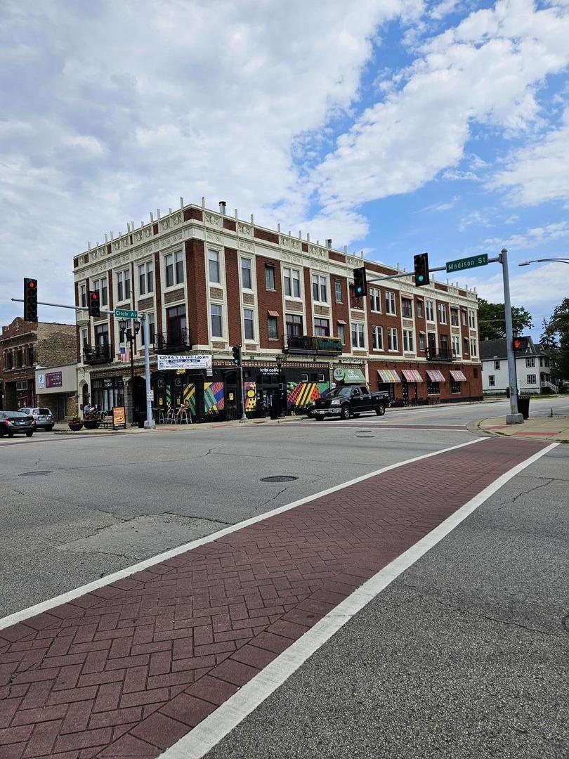 7320 Madison St. #6, Forest Park, IL 60130