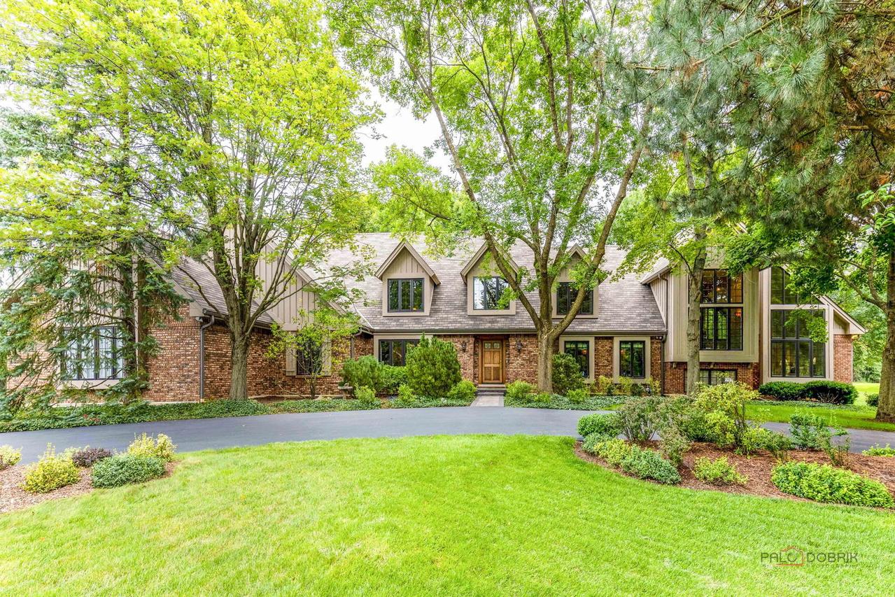 15 Shoreside Dr., South Barrington, IL 60010