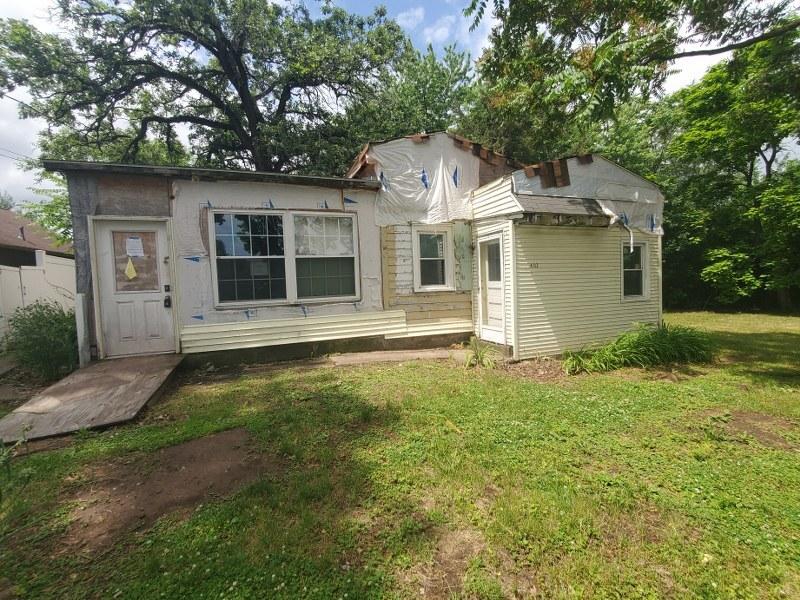602 3rd Ave., East Moline, IL 61244