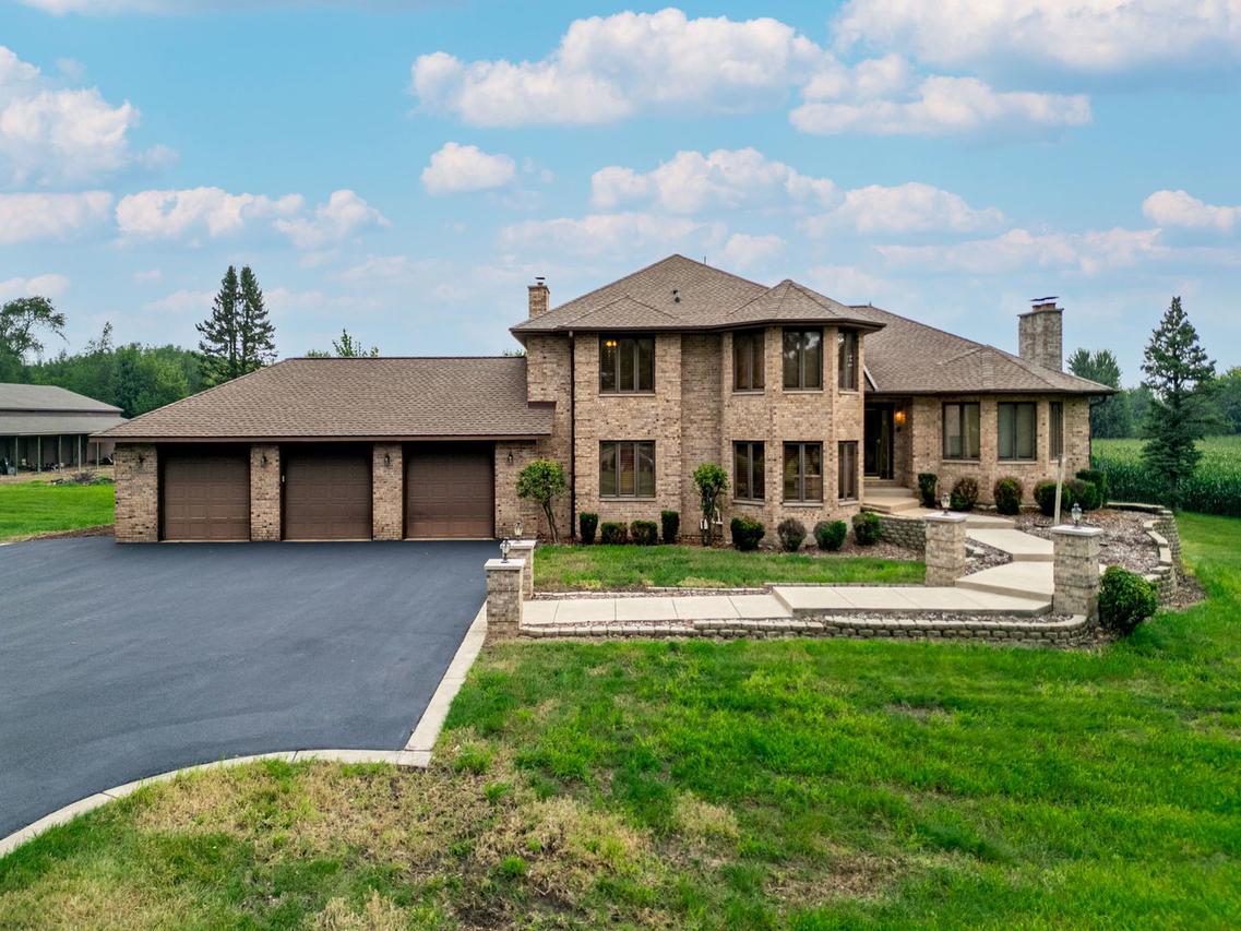15020 Harmony Rd., Huntley, IL 60142