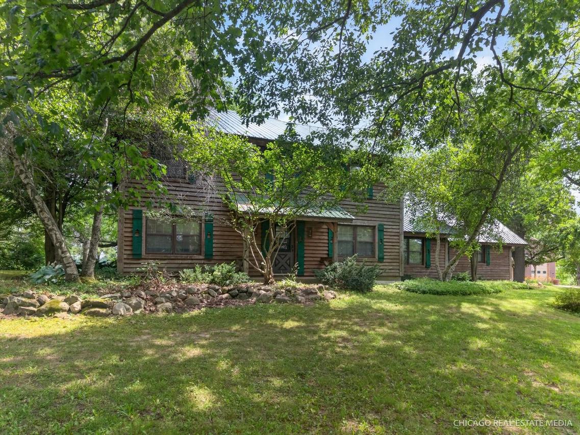 20805 Dunham Rd., Marengo, IL 60152