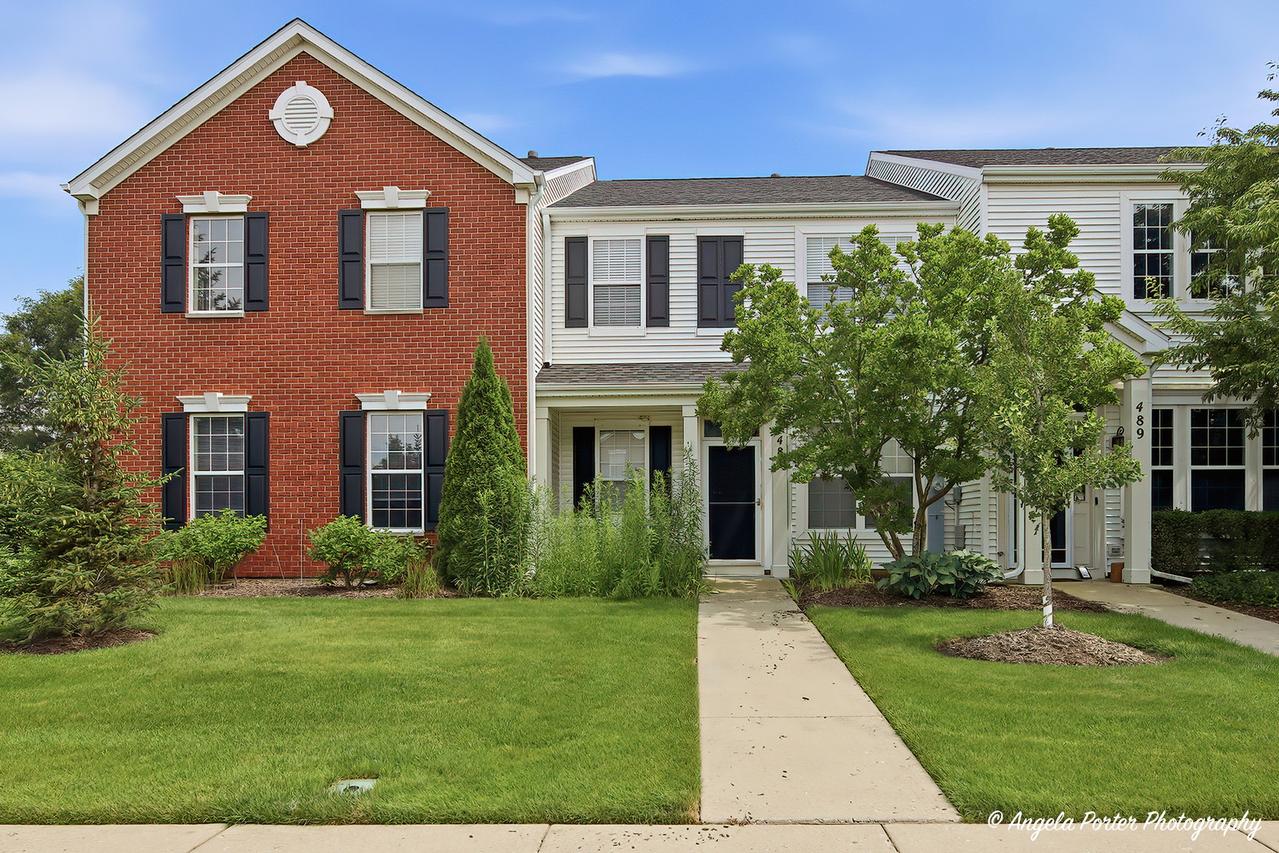 487 S Litchfield Dr., Round Lake, IL 60073