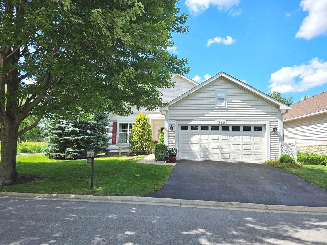 1526 Benzie Cir., Romeoville, IL 60446