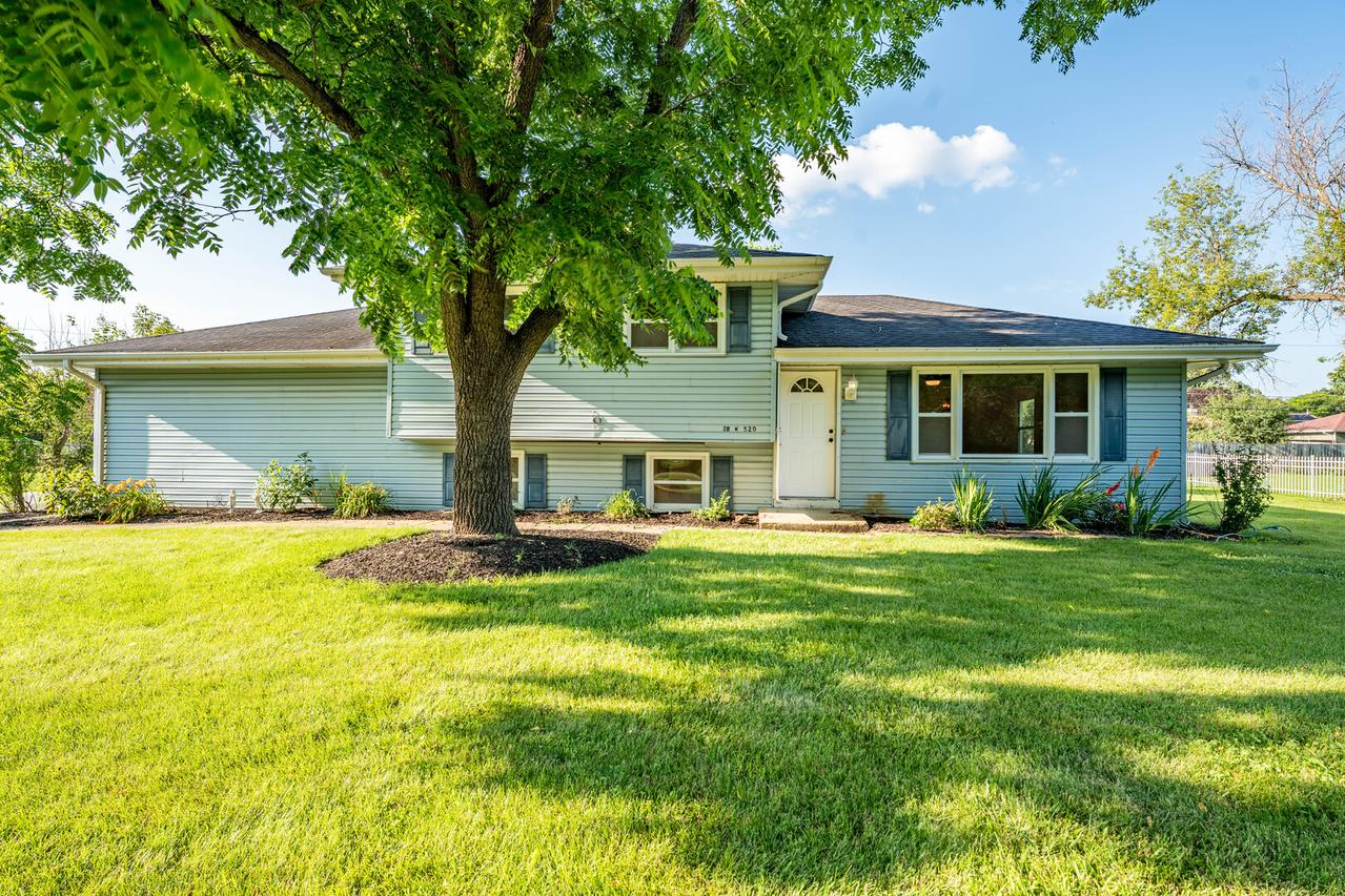 28W520 Lester St., West Chicago, IL 60185
