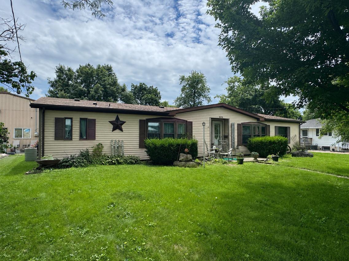 403 E Byron St., Sidney, IL 61877