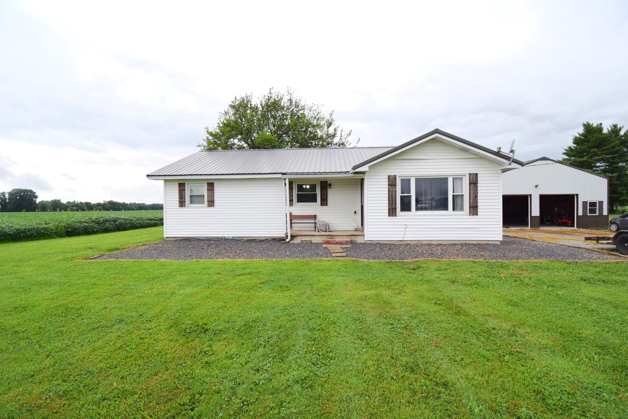 9871 N Nason Ln., Mt Vernon, IL 62864