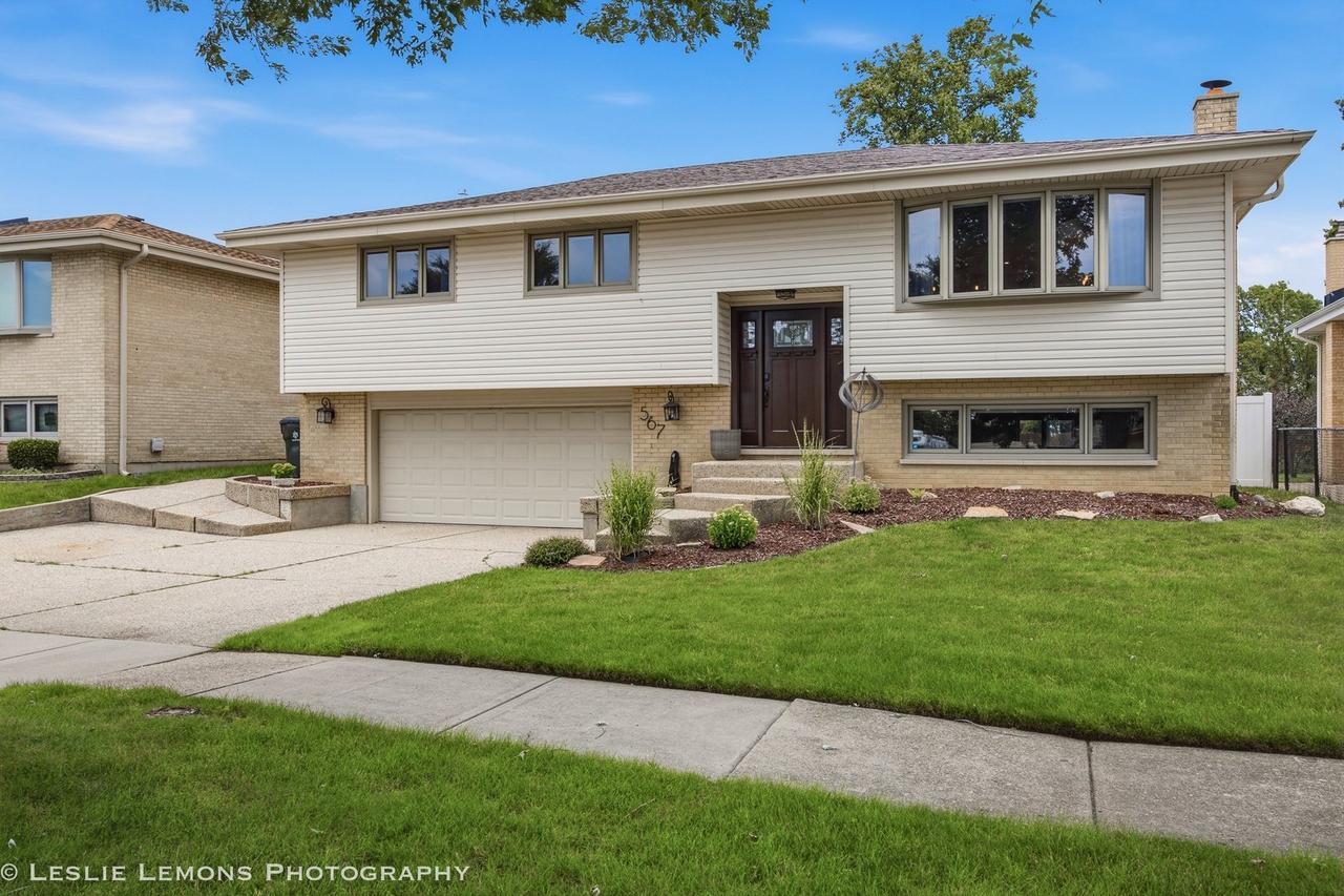 567 Irmen Dr., Wood Dale, IL 60191