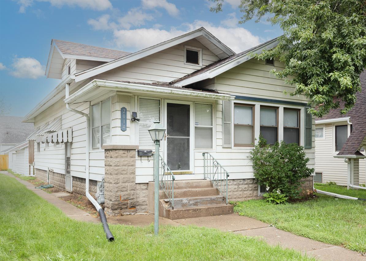 2014 33rd St., Rock Island, IL 61201