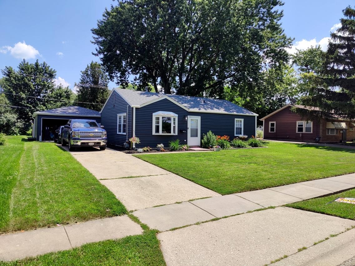 1604 Burry Circle Dr., Crest Hill, IL 60403