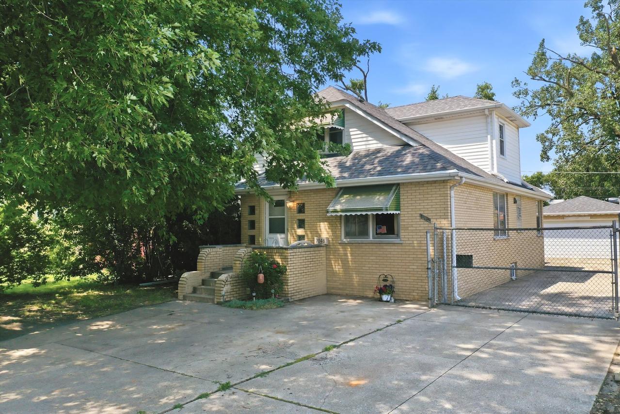 7048 W 72nd Pl., Chicago, IL 60638